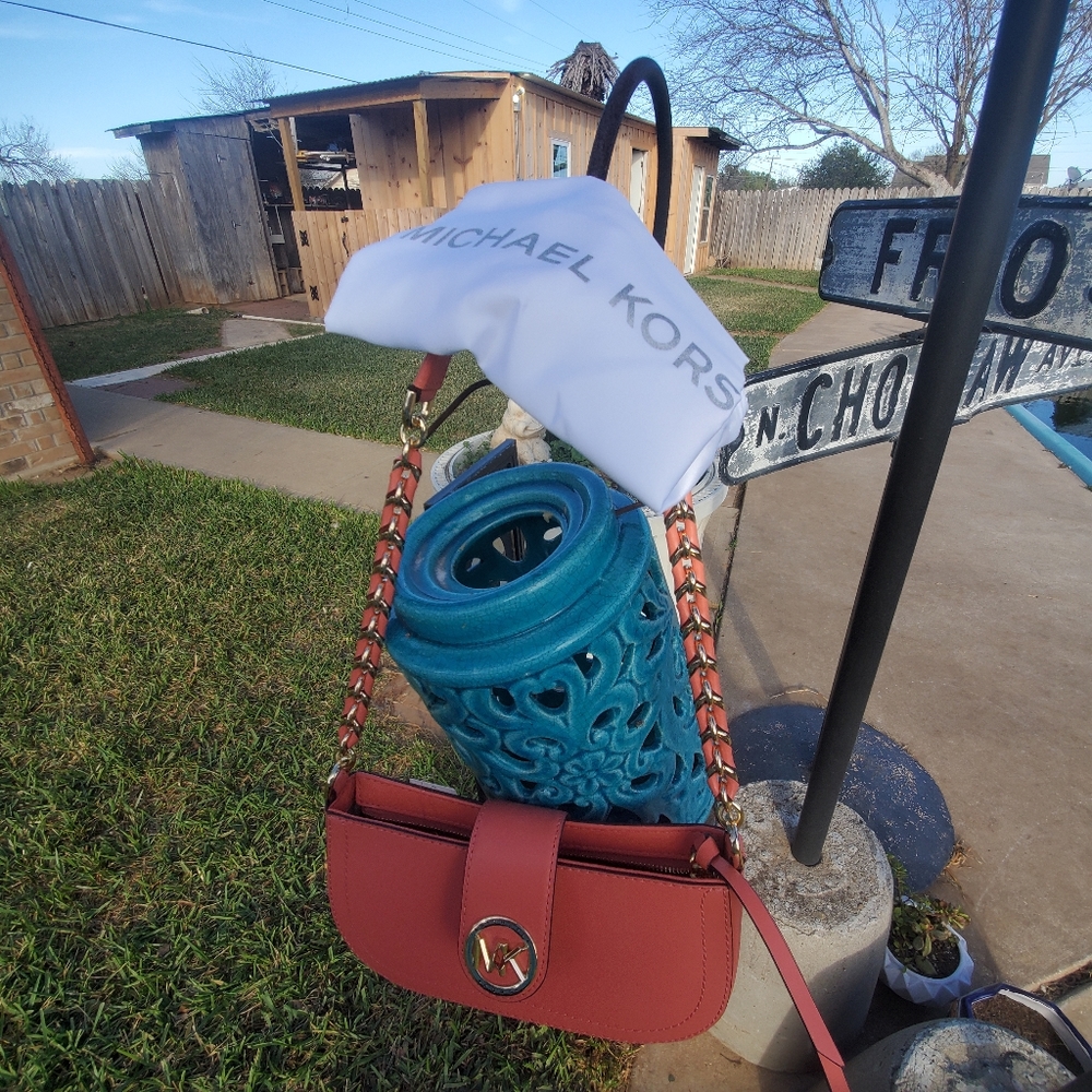 Michael Kors Handbag - Picture 2 of 5